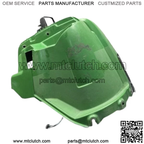 Genuine John Deere Gator Green Fender M130970  RH