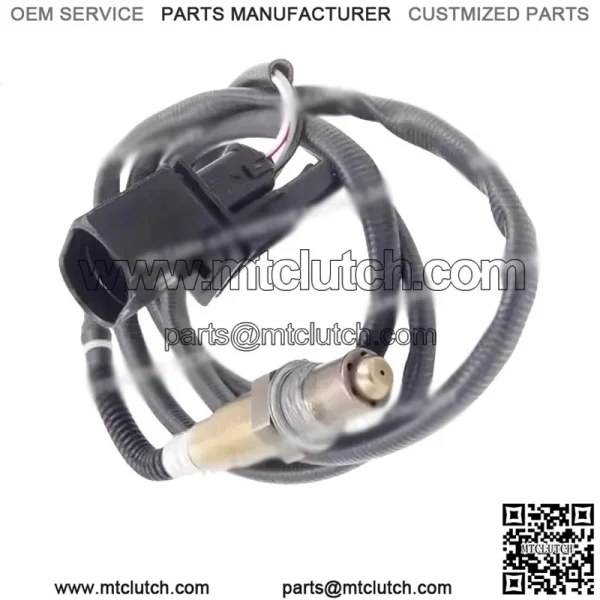 Oxygen sensor (front)  077906262E    for Volkswagen 04 Phaeton 4.2L