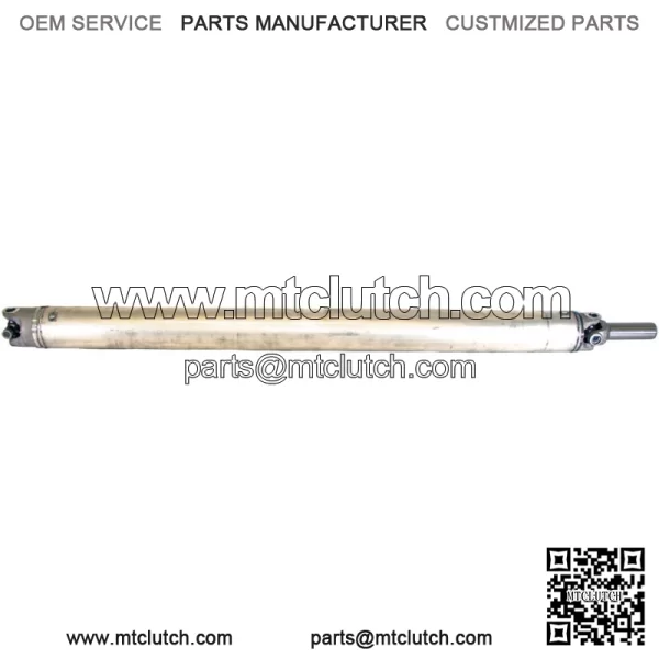 For Chevy Silverado GMC Sierra 2500 HD  Rear Driveshaft (For: More than one vehicle) - Image 3